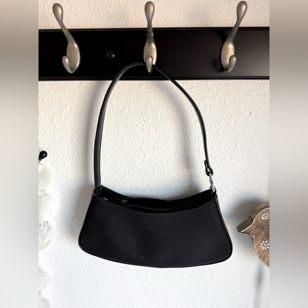 Vintage Liz Claiborne Clutch Purse.